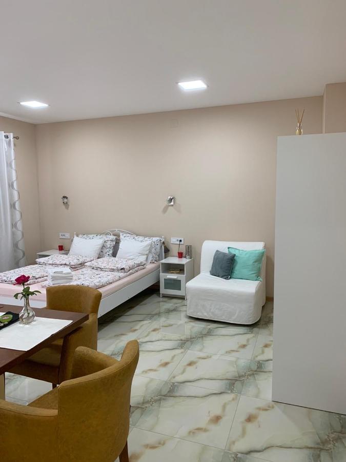 Lilly Apartman Palics Kültér fotó